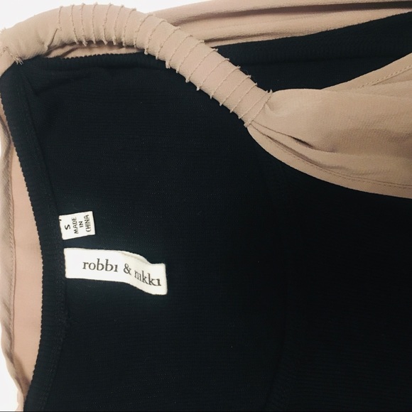 Robbi & Nikki Elegant Layered Tunic Top Size S - Picture 4 of 4